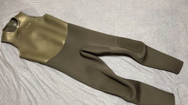 wetsuit01